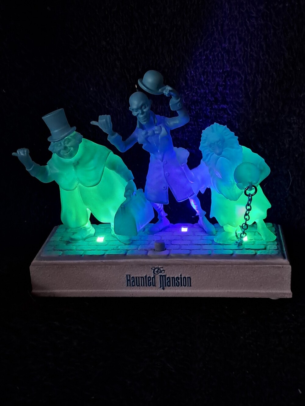 Disney Hallmark Hitchhiking Ghosts Musical and Lights